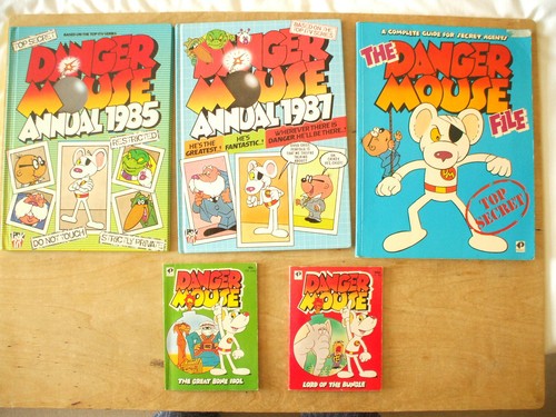 Danger mouse books 1985 - danger,