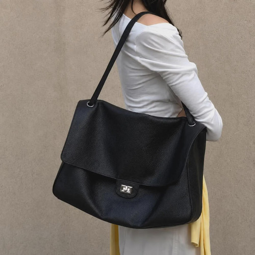 Soft leather shoulder bags - soft,