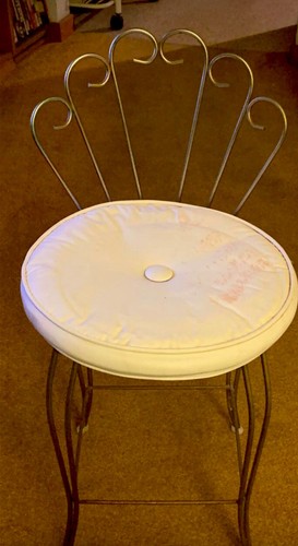 Vintage mcm powder parlor - vintage,