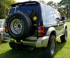 Fiberglass roof rear spoiler