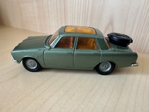 Vintage corgi rover 2000 tc - corgi,
