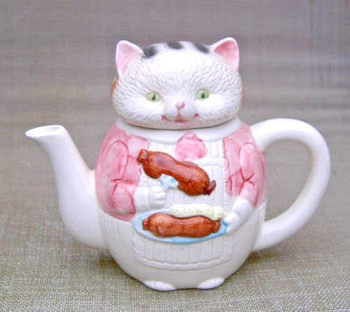 Vintage teapot fat cat - teapot,