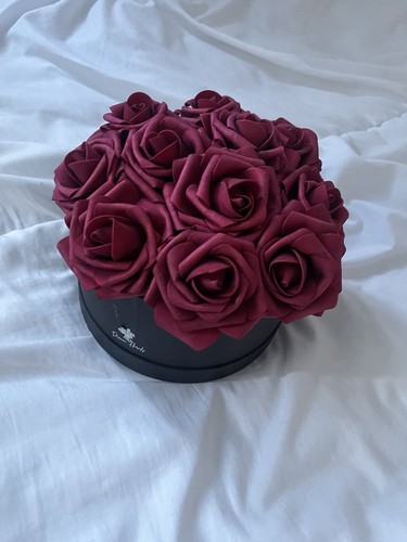 Red eternal roses - red,