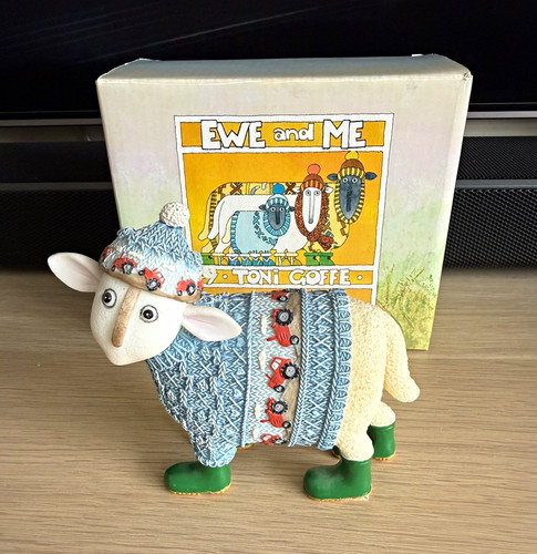 Border fine arts ewe and - fine,