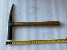 SADDLE MAKERS SADDLER SADDLREY