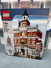 LEGO 10224 Town Hall Modular