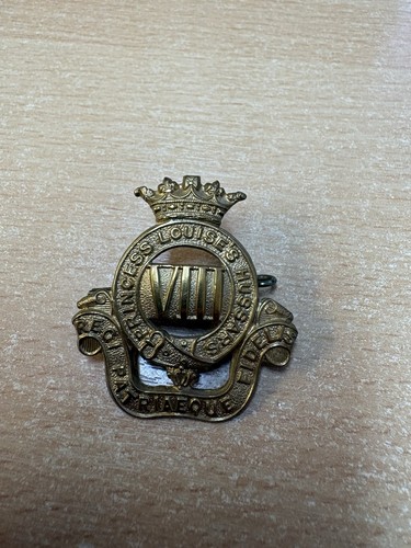 Canadian military cap - , badge