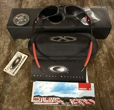 Limited OAKLEY sunglasses