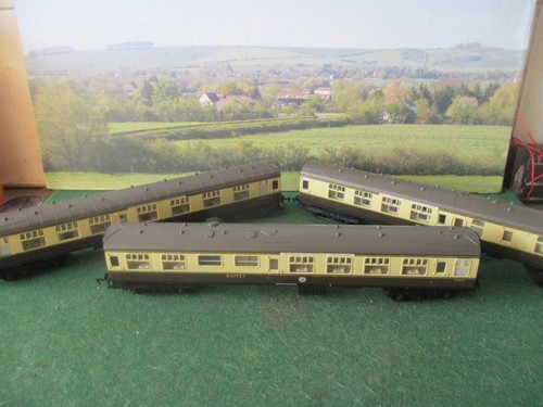 Hornby mk1 coaches - mk1,