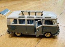 VW Volkswagen T1 Samba Bus Camper Van – 1:24 Scale Diecast Model – Blue/White