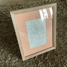 BNWT NEXT PINK PEACH COLOUR MOUNT AND OAK EFFECT PHOTO FRAME 6” x 4” 