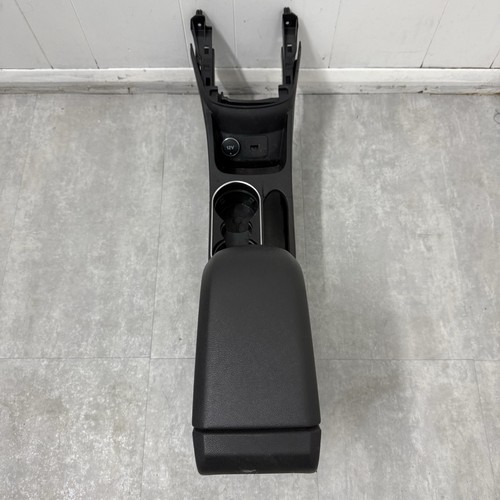 Ford fiesta mk7 arm rest - arm,