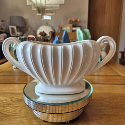 Sylvac attractive mantle vase - mantle,