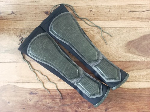 Dirty green faux anaconda - green,