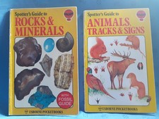 VINTAGE 2 x USBORNE SPOTTER'S