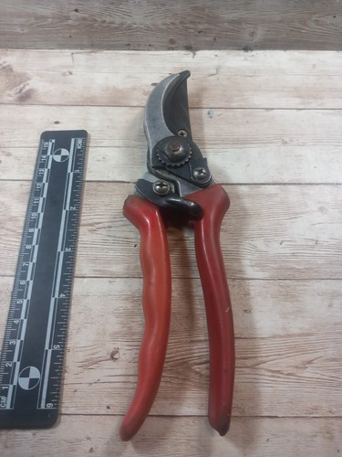 Felco style secateurs - ,