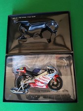 Minichamps 1-12  Aprilia 125ccm Valentino Rossi GP 1997 Boxed With Stand 