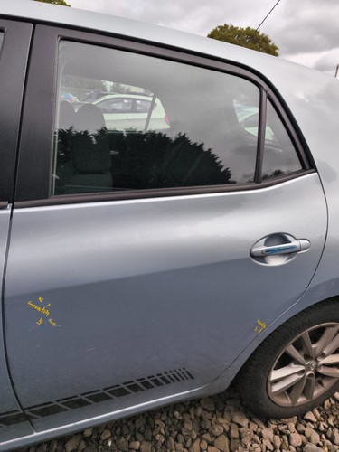 Toyota auris 2009 2012 door - toyota, 2009-2012
