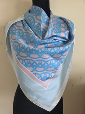 Porche Tycan Wheel Print Silk