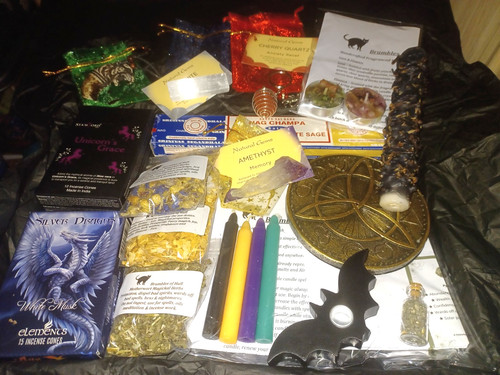 Witchy hamper job lot - witchy,