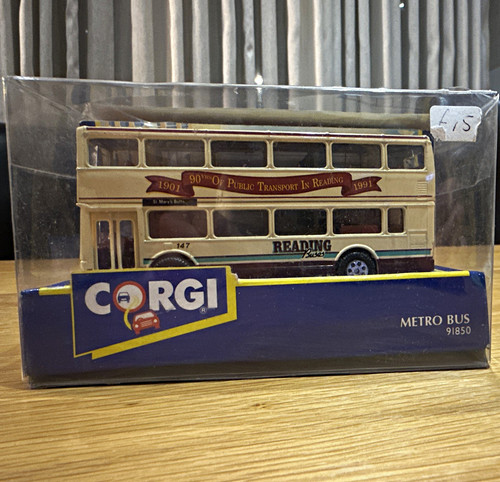Corgi reading buses 90 - corgi, ‘90