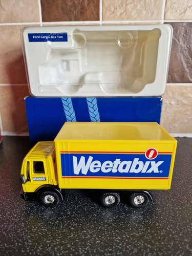 Corgi weetabix ford cargo box - corgi,