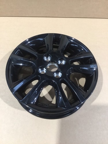Toyota aygo genuine inch - genuine,
