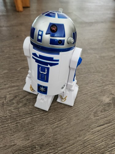 R2d2 2008 robot without - r2d2,