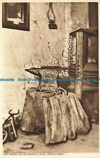 R625062 Famous Old Blacksmiths Anvil. Gretna Green. Blacksmiths Shop