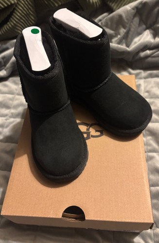 Ugg boots children size - children’s,