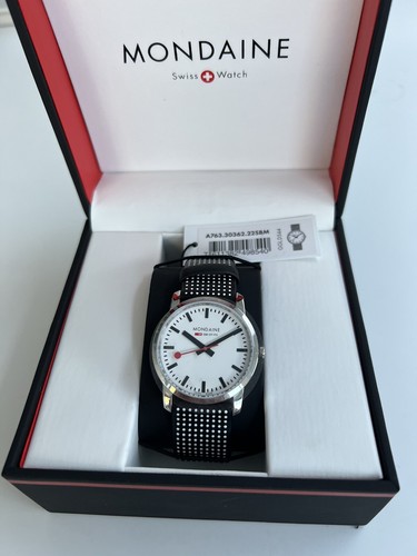 Mondaine simply elegant - simply,