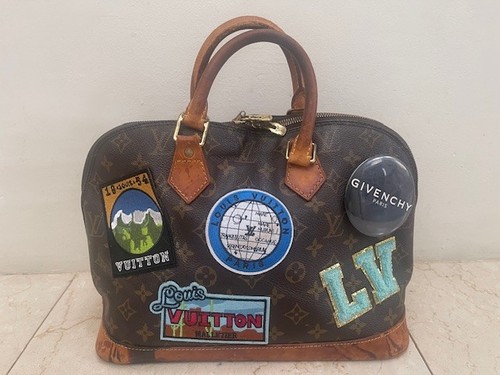 Louis vuitton alma - vuitton, monogram