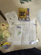 Twilleys  Of Stamford Long Stitch Cushion Kit 2233, Two Daisies