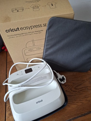 Brand new cricut heat - brand, press