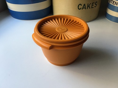 Tupperware orange starburst - tupperware,
