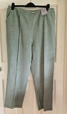 BNWT Honor Millburn Pale Green