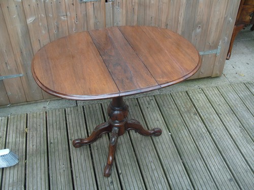Small antique rosewood drop - antique,