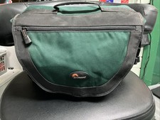 Lowenpro Camera Bag Nova 5 AW