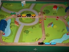 Wooden table top train set & accessories