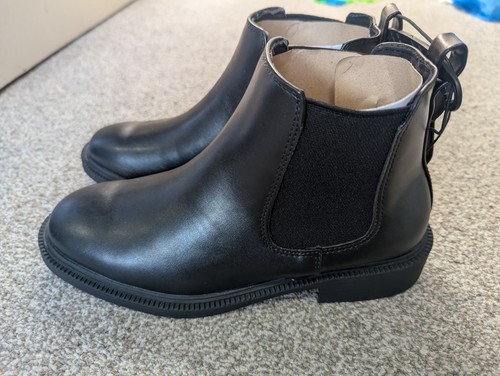 New size ladies black - new,
