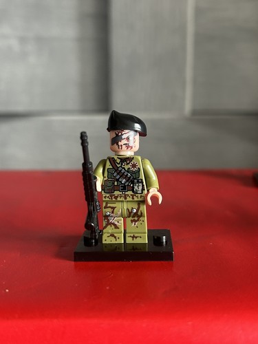 Zombie customised lego - zombie,