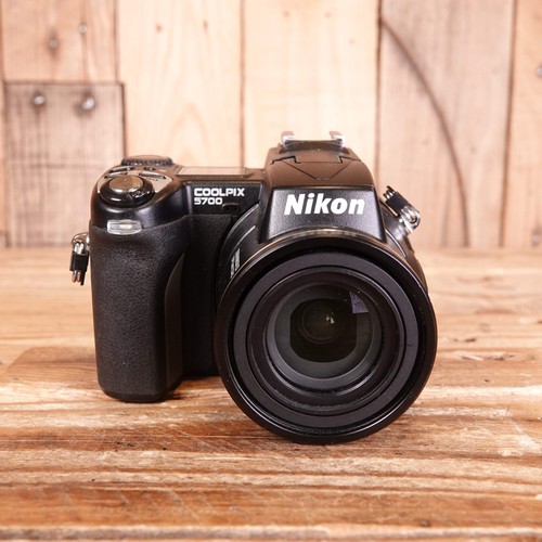 Faulty nikon coolpix - nikon, 5700