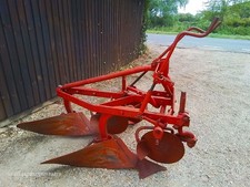 Interntional Plough B12 2