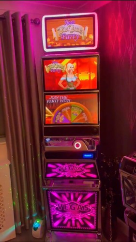 Barcrest fruit machine 134 - machine, (134