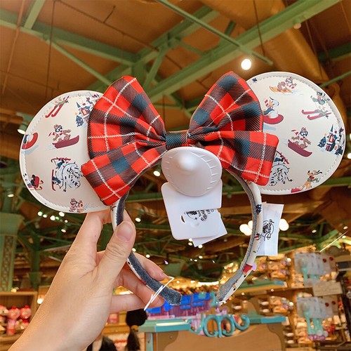 Disney parks holiday - disney,