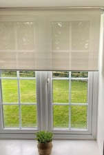 Sunscreen Cordless Roller blind light filtering Semi Transparent Office TV room