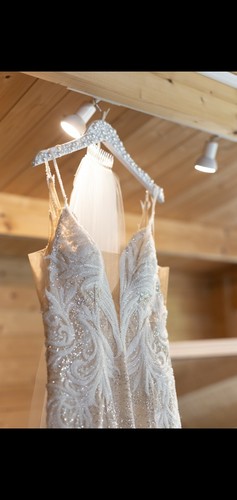Stunning and elegant riki - stunning,