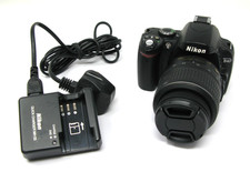 Nikon D40 6.1MP Digital SLR