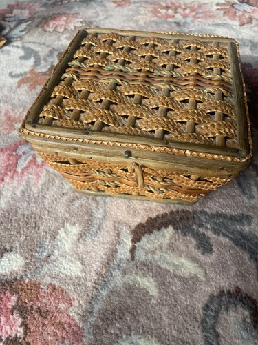 Vintage wicker sewing basket - wicker,