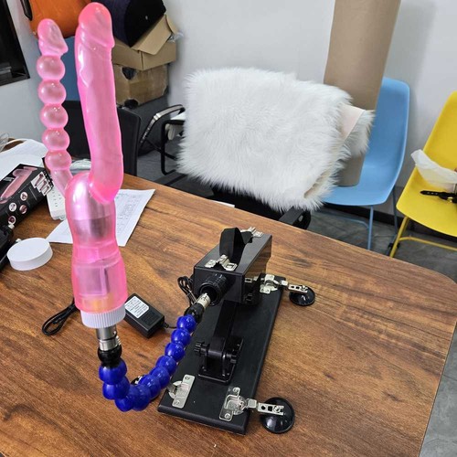 Thrusting automatic dildo sex - automatic,